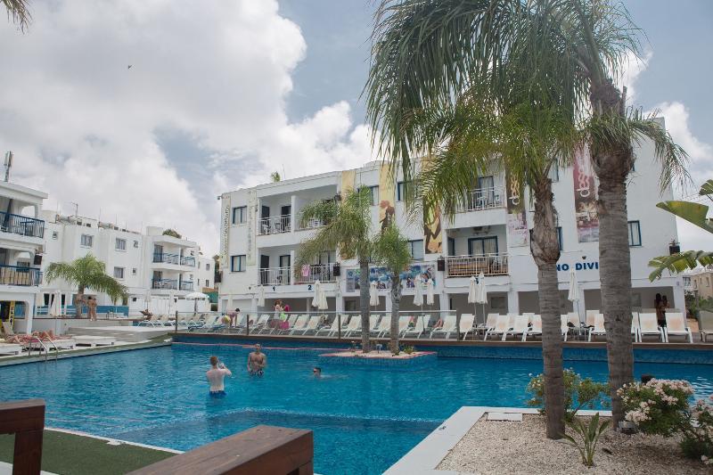 Tsokkos Holidays Ayia Napa Exterior photo